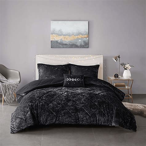 Bajaro Black King Comforter Set | Rooms to Go