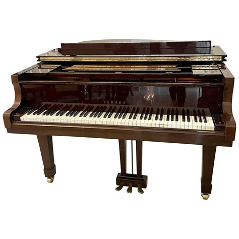 Yamaha Upright Piano Mahogony