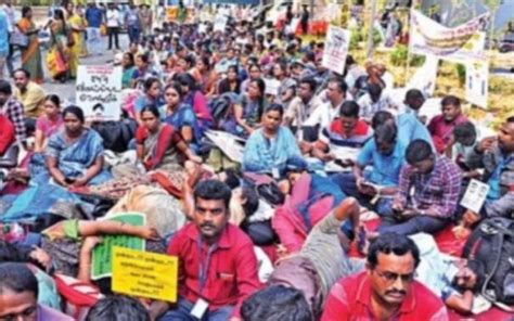 “ஆசிரியர்களை ஊதியத்திற்காக வருந்த வைப்பதுதான் திமுகவின் திராவிட மாடலா ...