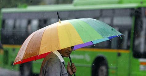 Monsoon failure a risk: GDP to average 7.5%, says Moody's - Rediff.com ...