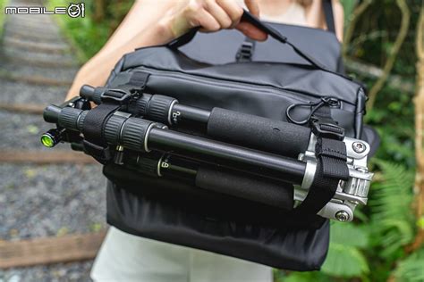 WANDRD ROAM Sling單肩相機包｜模組化的影像收納工作站！ - Mobile01