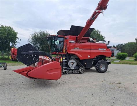 Mit Raupenfahrwerk: Case IH AF8250 Mähdrescher für 339.150 Euro ...