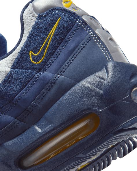 Nike SB Air Max 95 x Eric Koston 'Obsidian and Speed Yellow' (HQ8492 ...