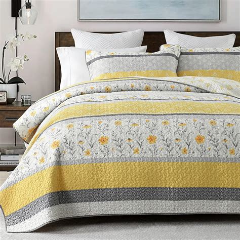 Amazon.com: PANGUSHAN 100% Cotton Queen Quilt Set, Queen Size Quilt ...