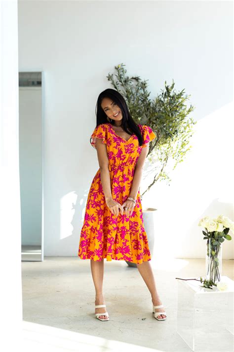 Conservative Dress 的图像结果