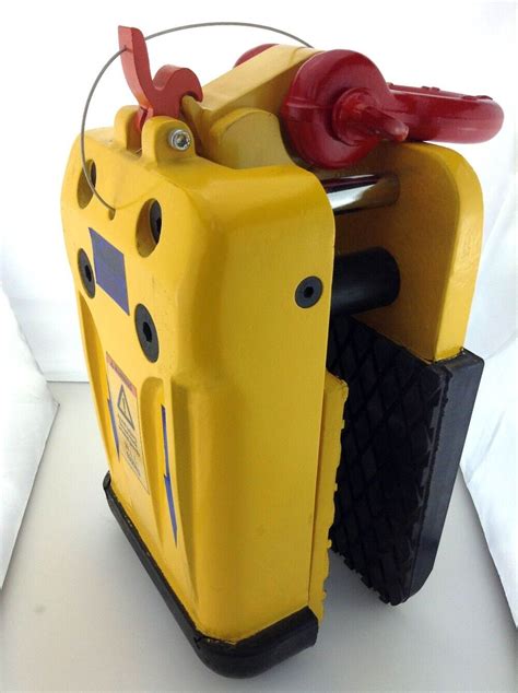 Buy High quality 1000kg stone slab lifting clamp granite marble Lifting ...