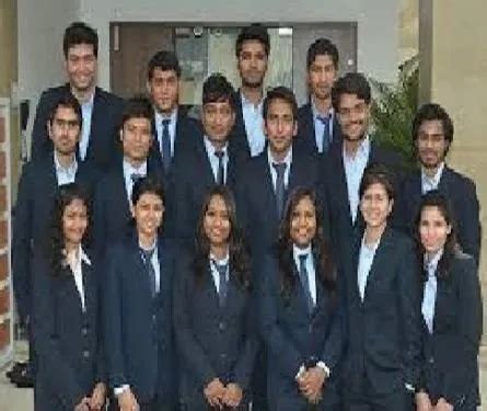 Indira College of Pharmacy Nanded Campus: Photos, Virtual Tour