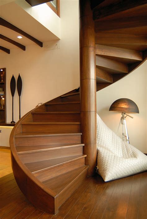 10 Staircase Designs for Small Spaces