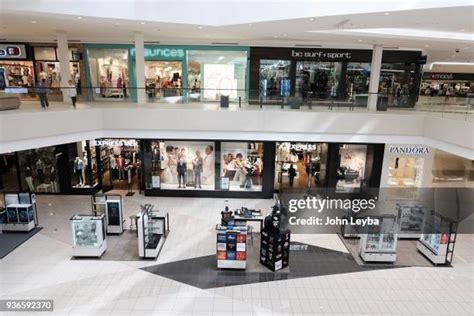 Lakewood Mall Photos and Premium High Res Pictures - Getty Images
