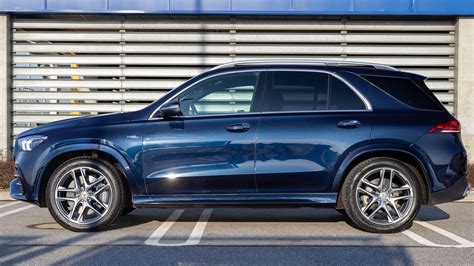 Wynajem Mercedes GLE53 AMG - Wypożyczalnia FaziCars