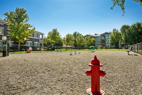 Photos of Miramonte and Trovas in Sacramento, California