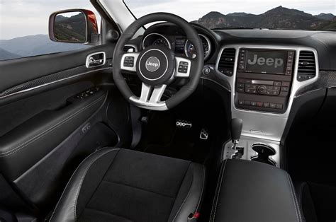2013 Jeep Grand Cherokee SRT8 Gains New Vapor, Alpine Special-Edition ...