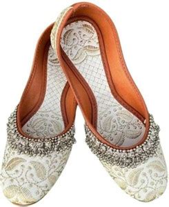 Tarifaan Women's Handmade Rajasthani Embroidered PVC Sole Synthetic ...