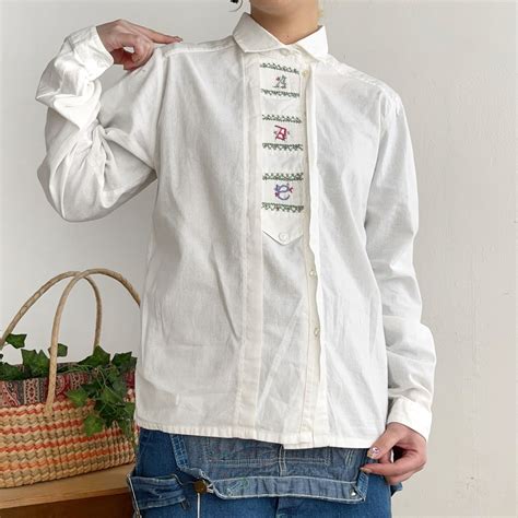 alphabet embroidery tyrol blouse | hummingvtg