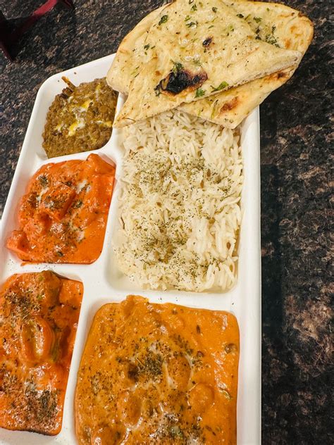 INDIAN VEG CURRY FLIGHT , Dhami sports bar 5334 N Richmond st, Appleton ...