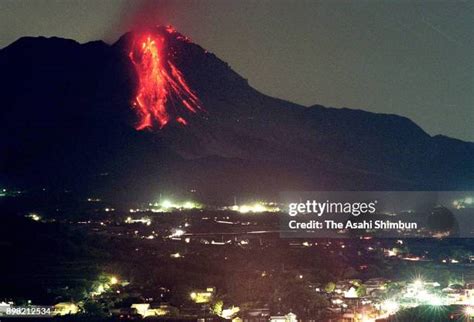 Mount Unzen Pyroclastic Flow 的图像结果