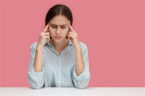 El tinnitus es una enfermedad común que afecta la vida y se lleva los sueños - Info acúfenos