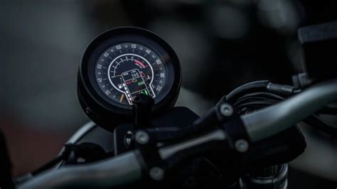 Brixton Cromwell 1200 and Cromwell 1200 X launched in India - Overdrive