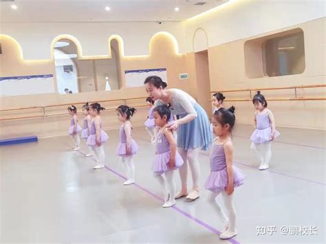 西安专业古典舞教练培训班西安华翎舞蹈 - 知乎