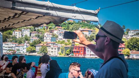 Istanbul: Bosphorus Sightseeing Cruise Tour with Audio Guide - Klook India