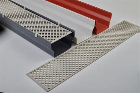 Square Pathy Leaf Guard