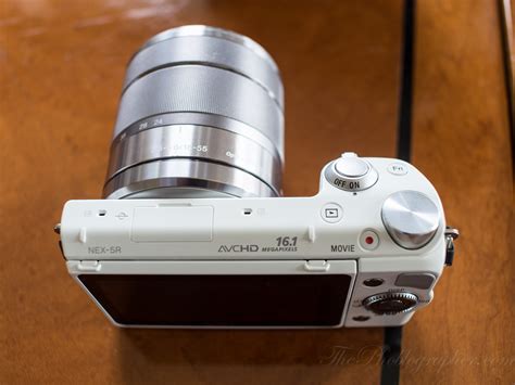 First Impressions: Sony NEX 5r - The Phoblographer
