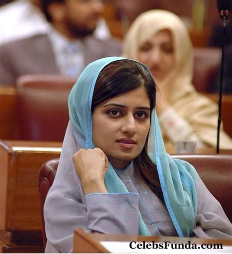 Hina Rabbani Khar: Pakistan’s Beautiful New Foreign Minister (PHOTOS ...