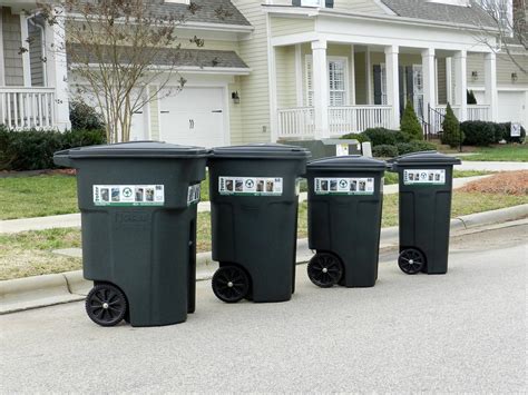 Extra Large Garbage Cans at Zachary Thornton blog