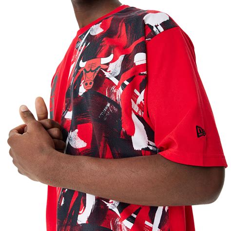 New Era - New Era Chicago Bulls NBA Cut And Sew Red Oversized T-Shirt ...