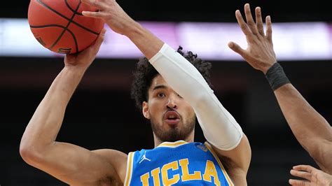 UCLA at UNLV odds, picks and prediction
