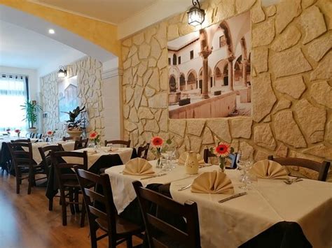 RISTORANTE LE TRE CHIAVI, Castel di Sangro - Restaurant Reviews, Phone ...