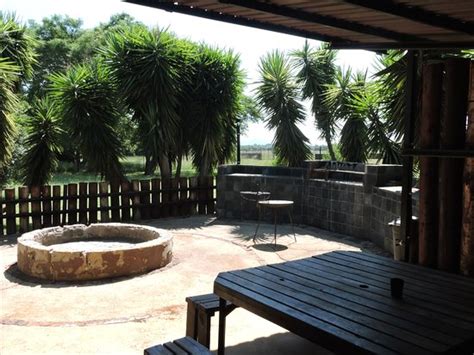 MOONLIGHT BACKPACKERS LODGE (Brits) - Hostel Reviews & Photos - Tripadvisor