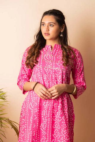 Welcome Summer With These Elegant Kurtis