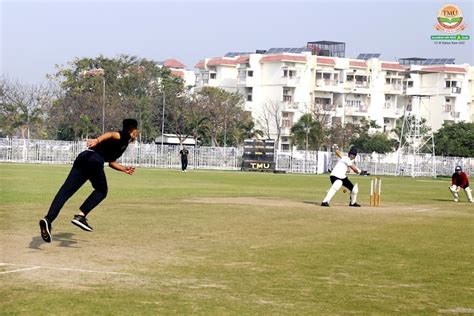 Teerthanker Mahaveer University Moradabad Campus: Photos, Virtual Tour
