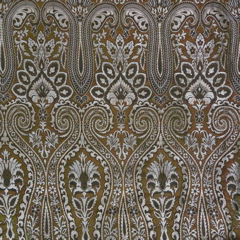 White-Gold Kinkhab / Kimkhab Banarasi Fabric with Meenakari – Khinkhwab