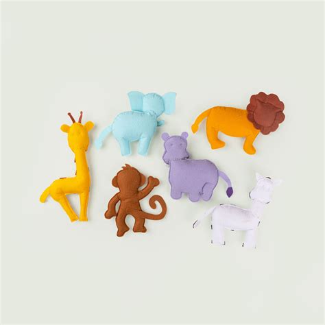 Buy Handcrafted Jungle Themed Toys - Set of 6 Online On Zwende