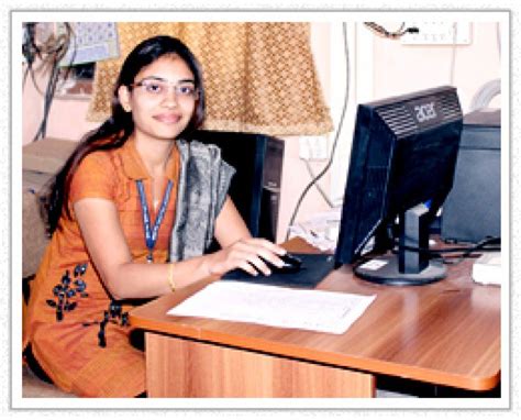 Shah N. H. Commerce College Valsad