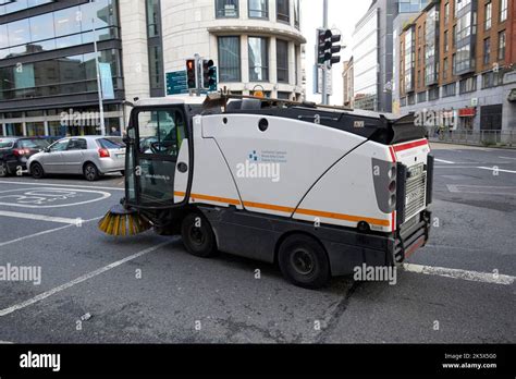 Council street cleaning hi-res stock photography and images - Alamy
