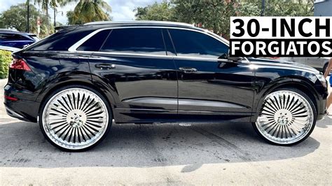 Audi Q8 Flexes 30-Inch Wheels, Looks Like an Overpriced Horseless Carriage - autoevolution