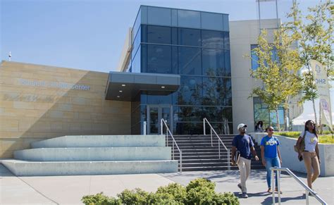 North Carolina A&T Student Health Center - Cambridge Architectural