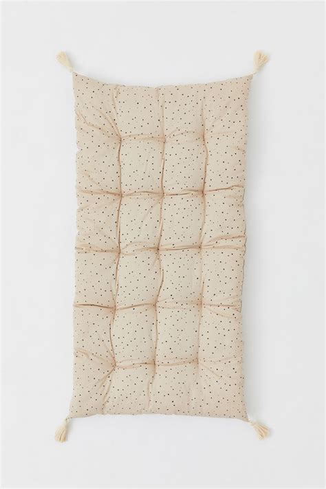 Rectangular tasselled cushion - Light beige/Spotted - Home All | H&M IN