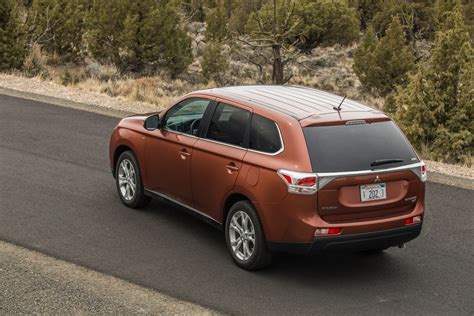 2014 Mitsubishi Outlander US Pricing - autoevolution