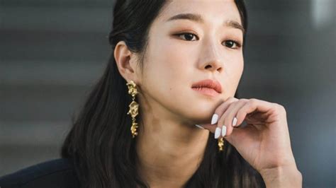 Seo Ye Ji posts an apology ahead of return with tvN