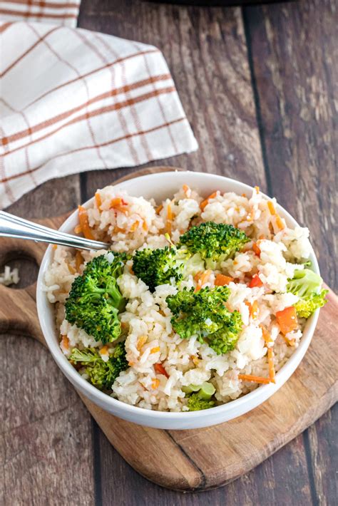 Crock Pot Chicken Flavored Rice and Veggies - Bunny's Warm Oven