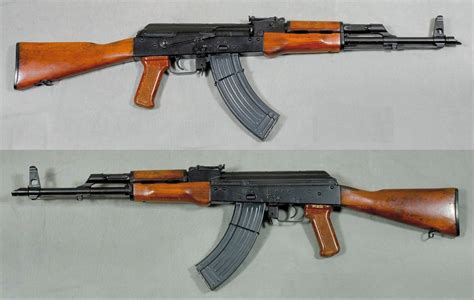 AK47 + M4A1