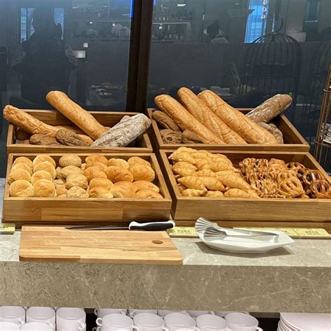 Rococo Tea House by Hamp Court Palaze - Klook India India