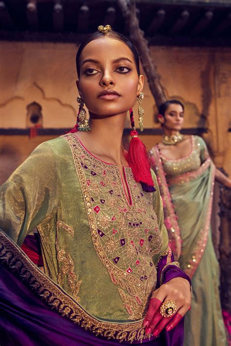 Punit Balana - The Noorani Kurti Set - Elahe