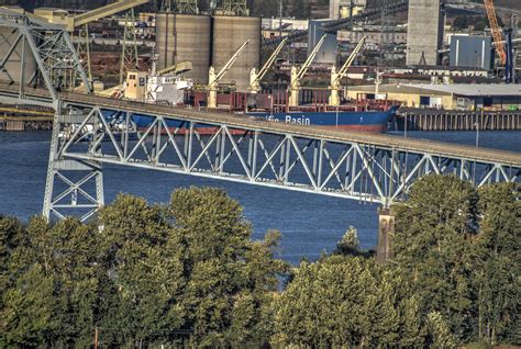 HistoricBridges.org - Lewis and Clark Bridge Photo Gallery