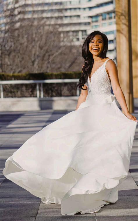 7361 - V-Neckline Wedding Dress with Leaf Lace Bodice – Love & Lace ...