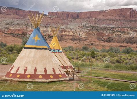 Tipi, American Indian Tents in Capitol Reef National Park Editorial ...
